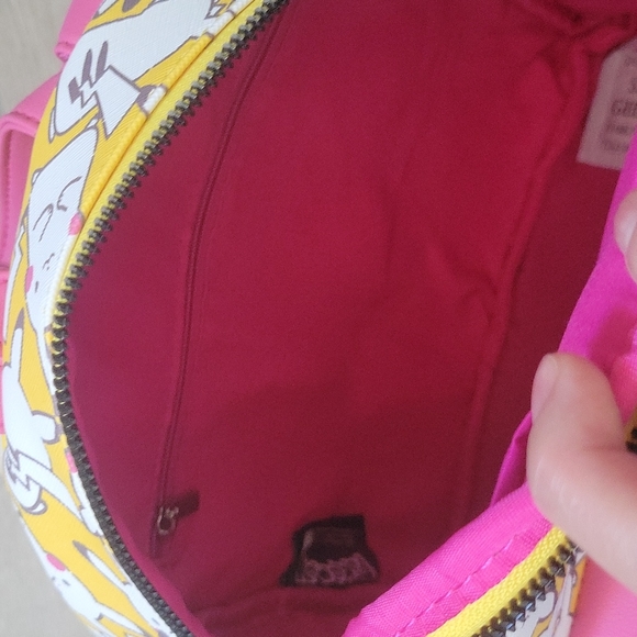 NWT Pokémon Pikachu mini backpack - Picture 6 of 8